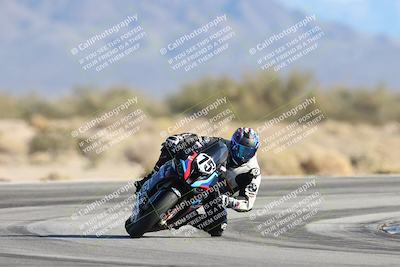 media/Dec-07-2025-CVMA (Sun) [[3e7d2de5dc]]/Race 10-Formula 40 Open/